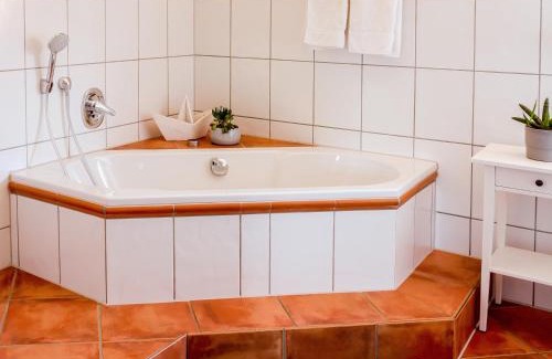 Rinklingen Appartement | Charmante, großzügige Ferienwohnung Villa Fleurie
