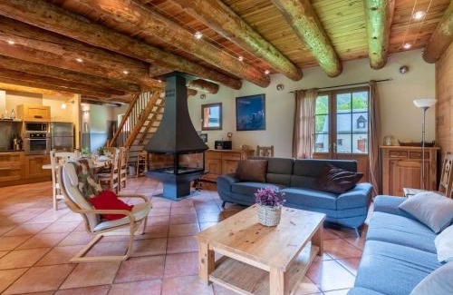Aragnouet Maison | Charmante maison 10 pers. avec cheminée proche Saint Lary/Piau Engaly, terrasse, boulodrome et parc pour enfants - FR-1-296-344
