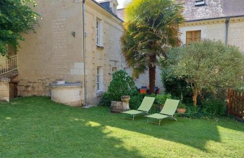 Seuilly Maison | Charmante maison avec jardin privé, cheminée et WIFI - FR-1-381-67