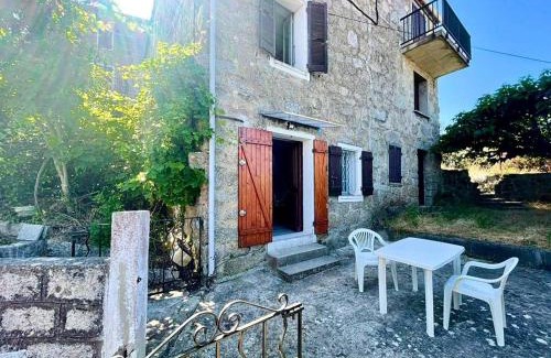 Sartene Maison | Charmante maison avec vue Idéale pour 4 personnes