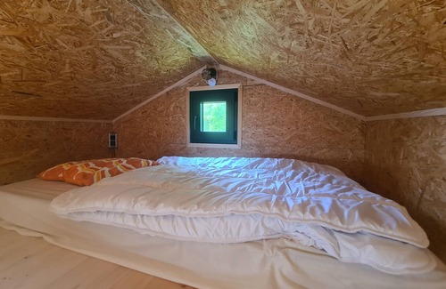 Cerisy-la-Foret Maison | Charmante Tiny House dans un camping à la ferme