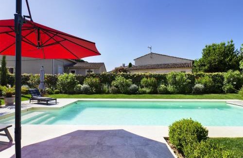 Eygalieres Maison | Charmante Villa à Eygalière avec Piscine, Jardin Arboré et Climatisation - FR-1-599-19