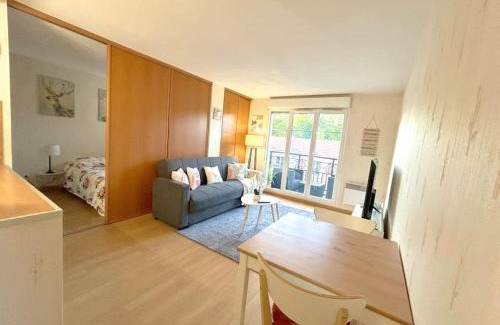 Villiers-sur-Marne Appartement | Charme & Confort T2 Lumineux entre Paris and Disney