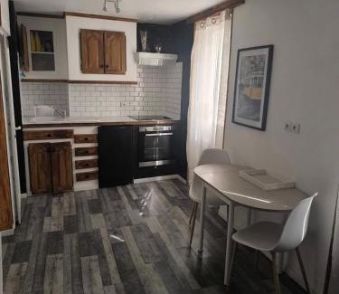 Saint-Mathieu Appartement | Charment sureaux