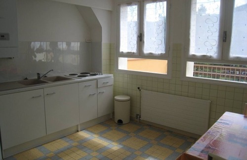 Amelie-les-Bains-Palalda Appartement | Appartement F2 avec Terrasse et Parking, Proche Cures et Centre-ville - Amélie-les-Bains