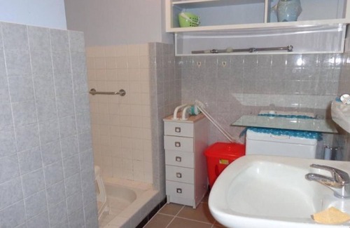 Amelie-les-Bains-Palalda Appartement | Charmant F1 avec terrasse et garage, proche cures et centre-ville d'Amélie-les-Bains.