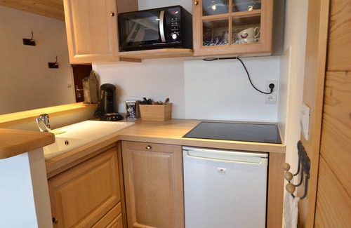 Notre-Dame-de-Bellecombe Appartement | Charmant duplex rénové, vue sur Mont Charvin, 4 pers.