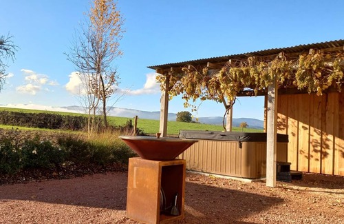 Saint-Forgeux-Lespinasse Cottage | Maison authentique avec piscine chauffée, spa, sauna et cabane au cœur des pâturages