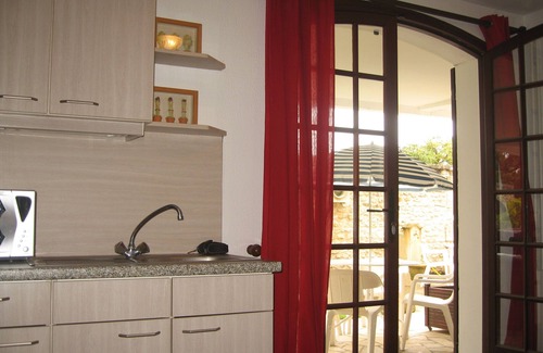 Saint-Georges-de-Didonne Appartement | Charming studio for 2 people with terrace 100 meters from the sea and the beach