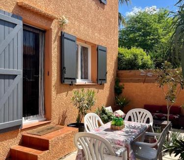 Villelongue-de-la-Salanque Maison | Charming mediterranean house