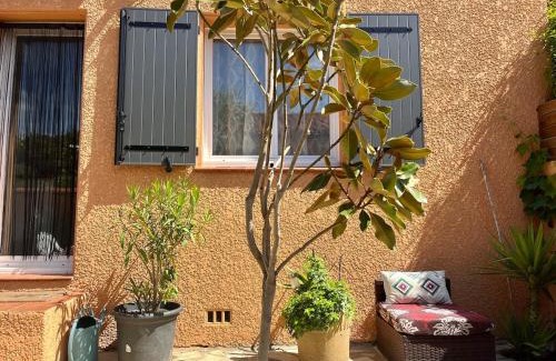 Villelongue-de-la-Salanque Maison | Charming mediterranean house