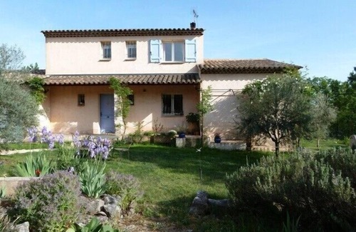 Saint-Cezaire-sur-Siagne Maison | Villa de charme au cœur de la nature : piscine, jardin fleuri, calme.