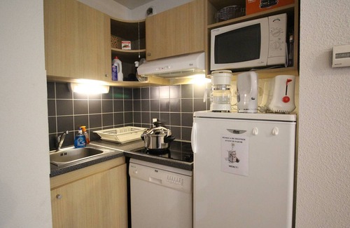 Bagneres-de-Luchon Appartement | Charmant T2 avec balcon, parking et lave-linge près du parc