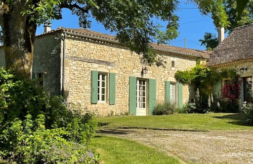 Savignac-de-Duras Cottage | Charmant cottage 1 chambre - piscine, vue spectaculaire et WiFi à haut débit !