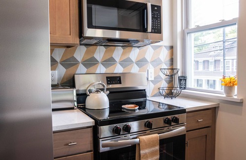 Lawrenceville Appartement | Charming 1-bedroom apartment in Lawrence Township with AC