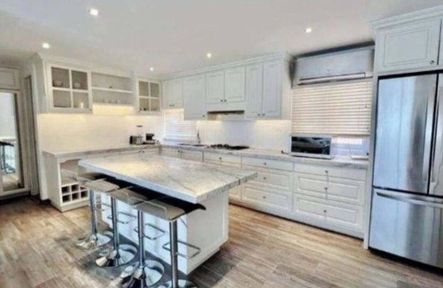 Ampliacion Juarez Copropriété | Charming 1-bedroom Cabo condo, walkable, WiFi, AC, near beaches and nightlife!