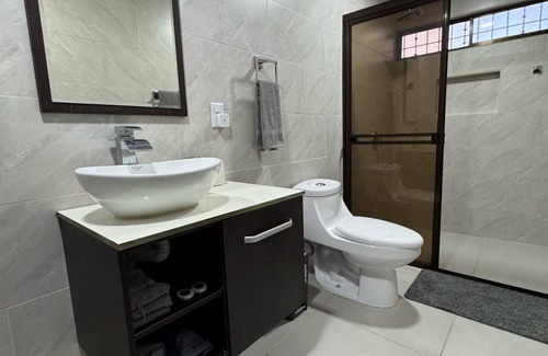 Palma Appartement | Charming 1-bedroom apartment in delightful La Fortuna with WiFi, AC