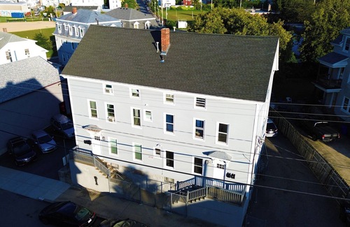 Fall River Appartement | Charming 1-bedroom apartment with WiFi, AC in enchanting Fall River