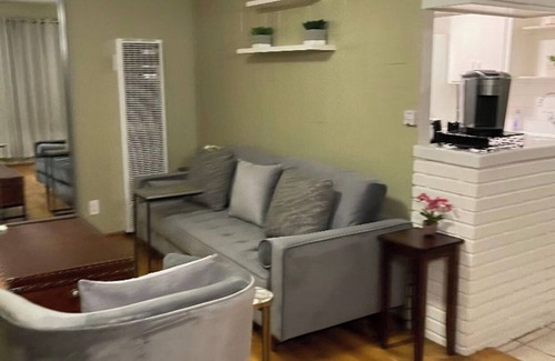 Harbor Appartement | Charming 1-bedroom apartment with WiFi, AC in pleasant Long Beach