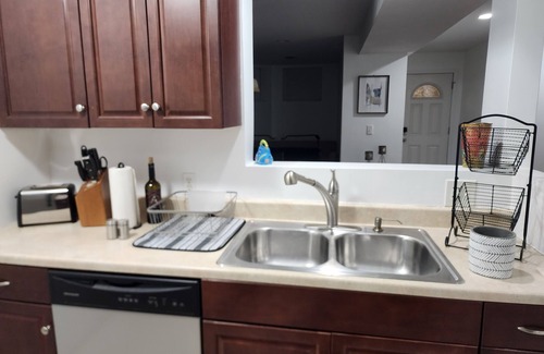 Le Droit Park Appartement | Charming 1 Bedroom Apartment in Historic Bloomingdale