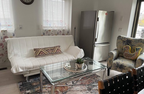 Riverside Appartement | Charming 1-bedroom apartment in Greenwich with Water View & Balcony.