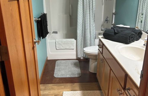 La Crosse Appartement | Charming 1-bedroom apartment on the Mississippi backwaters. Close to everything.