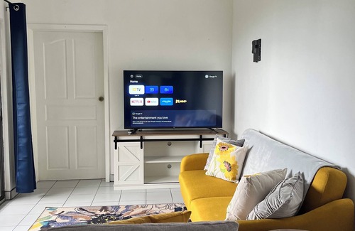 Estate Fortuna Hill Appartement | Charming 1-bedroom apartment in vibrant St Thomas with WiFi