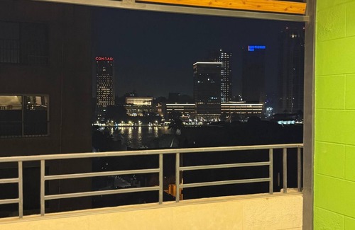 Zamalek Appartement | Charming 1-bedroom apartment in pleasant Cairo with Great View Of Nile