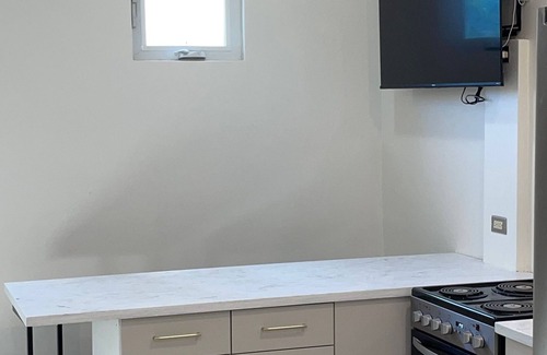 Parham Town Appartement | Charming 1-bedroom apartment in welcoming Tortola with WiFi, AC