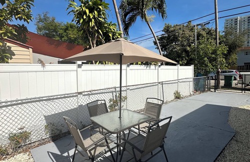 Seybold Appartement | Charming 1-bedroom apartment with AC, WiFi in Heart of Miami