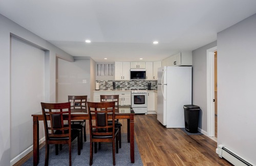 Seaford Maison | Charming 1-bedroom apt with WiFi, AC in soothing Seaford
