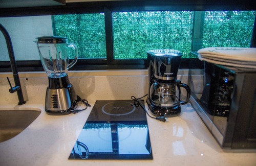 Arenal Hot Springs Maison | Charming 1-bedroom house with private Hot Tub, AC and WiFi