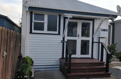 Trentham Maison | Charming 1-bedroom house in enchanting Upper Hutt with WiFi