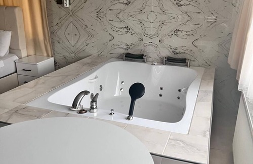 Ankara City Center Maison | Charming 1-bedroom house WITH JACUZZI in Ankara for a cozy getaway