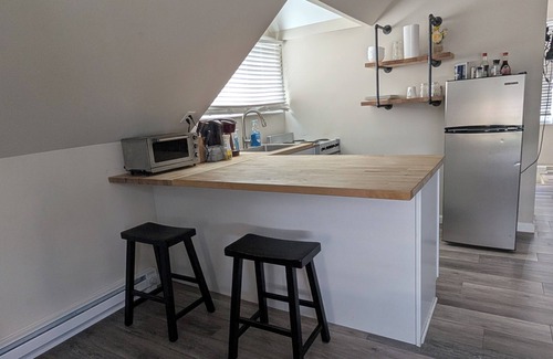 East Norriton Appartement | Charming 1-Bedroom, Pet Friendly, Apartment WiFi, AC in a Great Location!