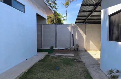 Tilaran Appartement | Charming 1-bedroom studio in wonderful Tilaran with WiFi