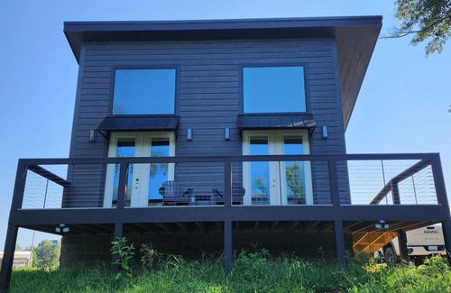 Caddo Valley Maison | Charming 1-bedroom house in Caddo Valley on the bank of the Caddo River
