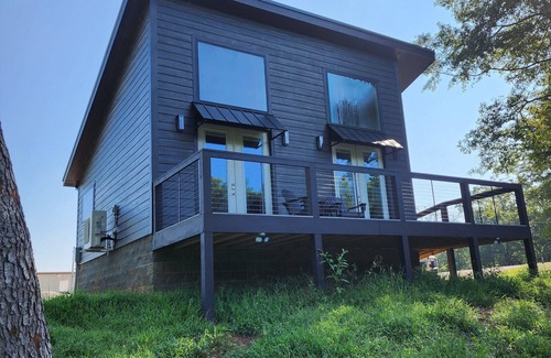 Caddo Valley Maison | Charming 1-bedroom house in Caddo Valley on the bank of the Caddo River