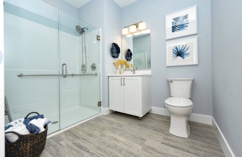 Westmere Appartement | Charming 1-bedroom in Guilderland with AC, WiFi For 55 and up Community