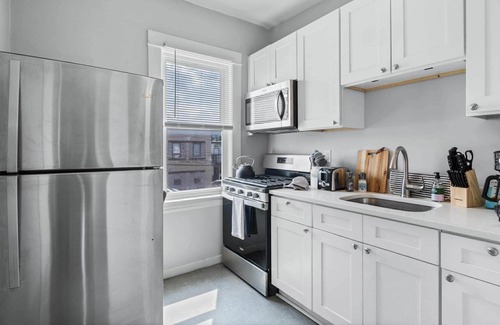 Lowry Hill East Appartement | Charming 1-bedroom apartment with WiFi, AC in wonderful Minneapolis