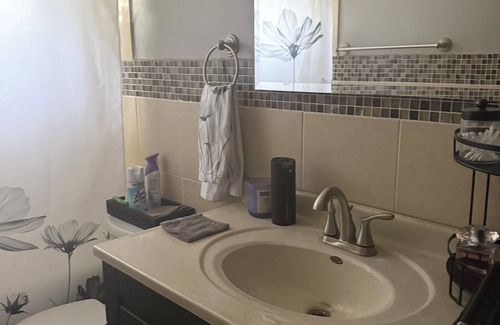 Brooklyn Park Lit Et Petit-Déjeuner | Charming 1-bedroom with WiFi and AC in marvelous Minneapolis
