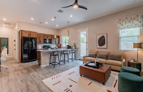 Queen Creek Maison | Charming 1-Bedroom Casita with Full Kitchen, Private Garage & Cozy Outdoor Area