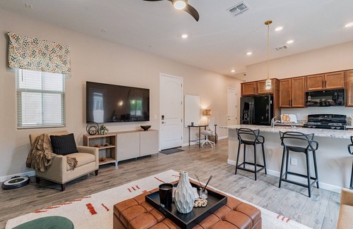 Queen Creek Maison | Charming 1-Bedroom Casita with Full Kitchen, Private Garage & Cozy Outdoor Area