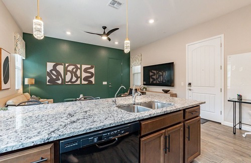 Queen Creek Maison | Charming 1-Bedroom Casita with Full Kitchen, Private Garage & Cozy Outdoor Area