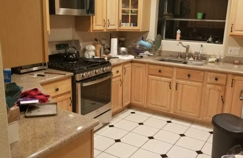 Menlo Park Maison | Charming 1-bedroom w/large window in a community-style house close to Stanford