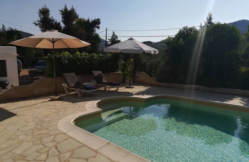 Sant Agusti des Vedra Appartement | Charmant studio 1 chambre avec piscine privée.