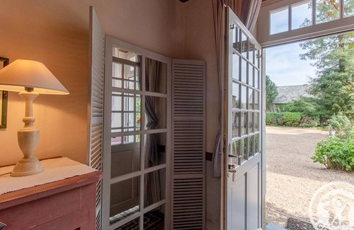 Rochefort-sur-Loire Cottage | Charmant gîte familial avec parc, près des vignobles, à 30 min d’Angers - Confort et cadre raffiné.