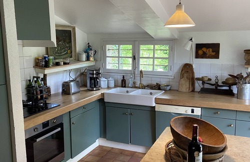 Bergerac Maison | Maison de charme du 17 éme siècle sur 1 ha de terrain à 4 minutes de Bergerac
