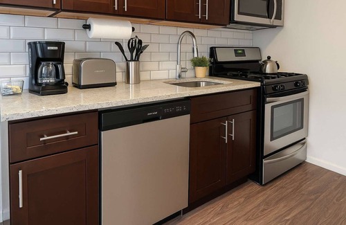Hyde Park Appartement | Charming 1BR/1BA Apt in Chicago