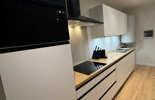 Wondelgemstraat Appartement | Charming 1BR Apartment | Walk to City Center